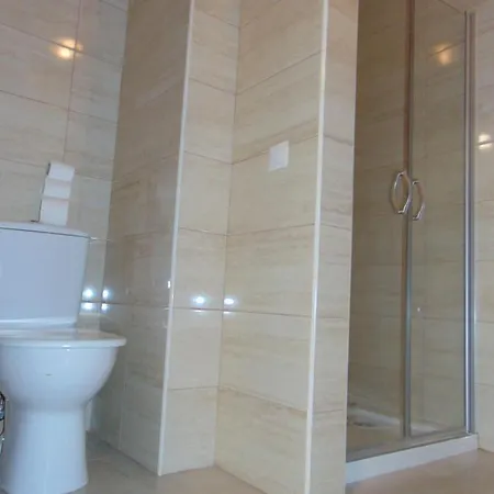 Ancora De Oro Apartment