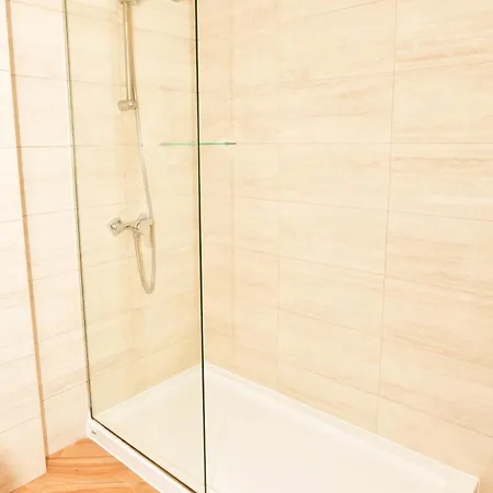 Ancora De Oro Apartment